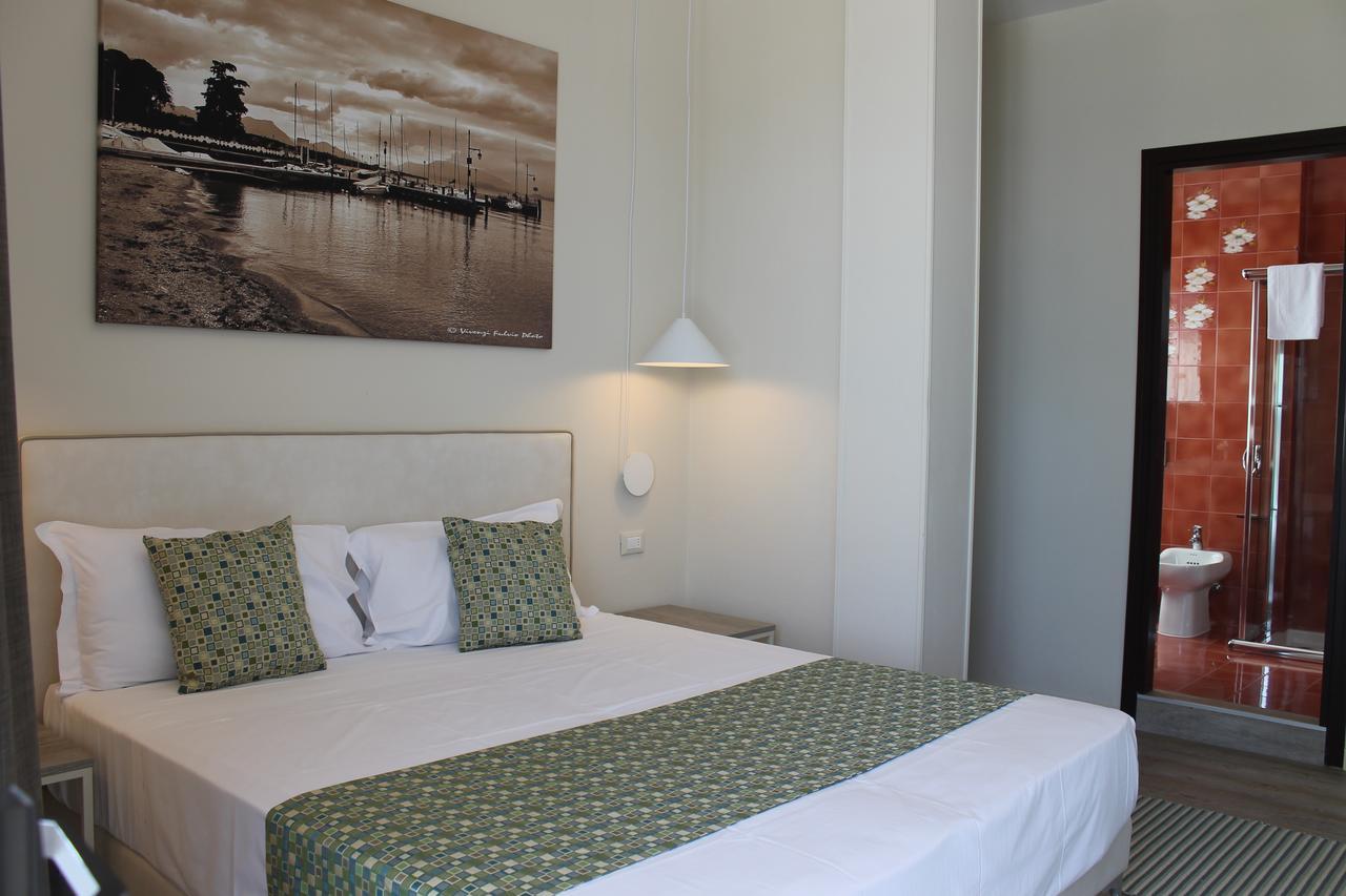 Garda 3* Padenghe sul Garda